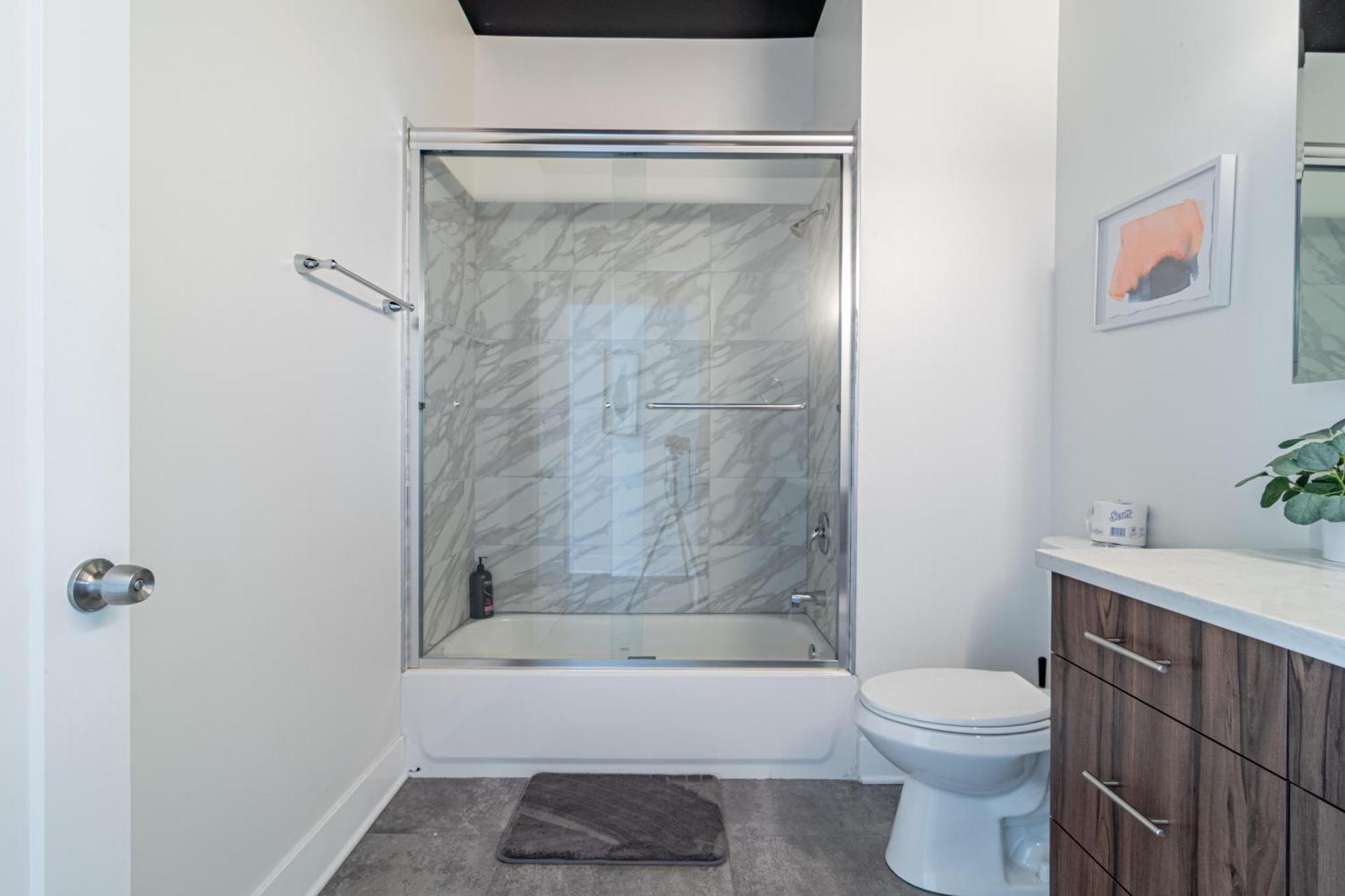 Bright 2Br Luxury Corner Suite With Optional Parking Sleeps 6 Guests Near Mccormick Place And Soldier Field Chicago Exterior foto